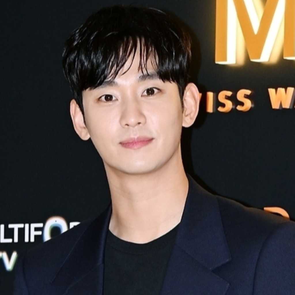 キム・スヒョン、キム・セロンさん側に資料の根拠を提示するよう要求「故人を盾に事実を歪曲」