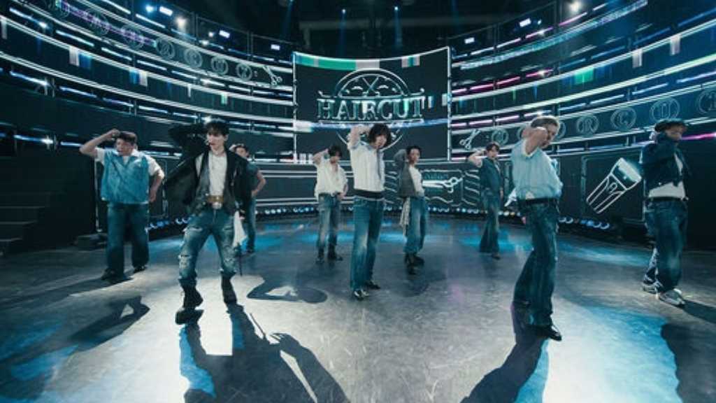 SUPER JUNIOR、新曲を初披露！デビュー20周年記念アルバムのショーケースが盛況裏に終了