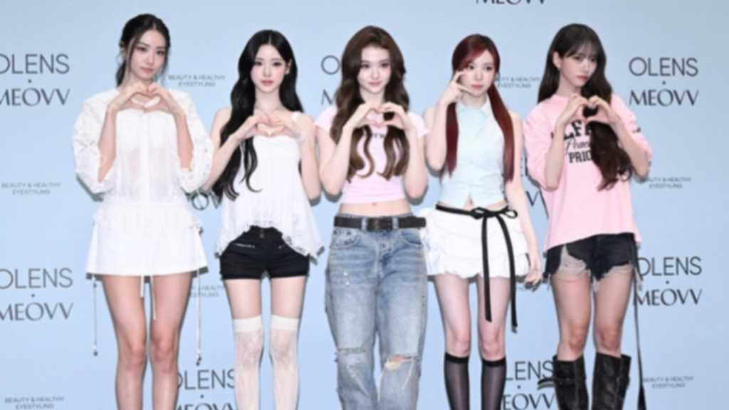 【PHOTO】MEOVV、カラコンブランド「OLENS」ファンサイン会に出席