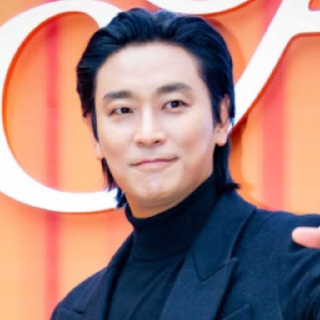 【PHOTO】チュ・ジフン、健康食品ブランド「PAPER BAG」のイベントに出席