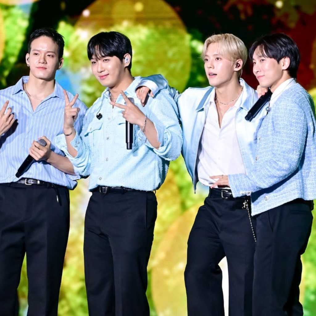 【PHOTO】BTOB「永東大路K-POPコンサート」でステージ披露