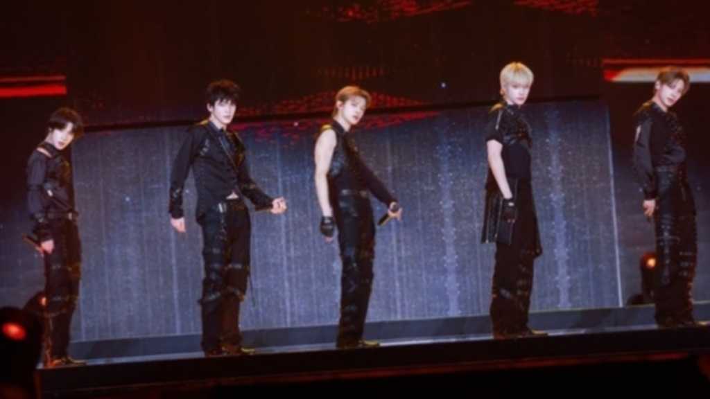 TOMORROW X TOGETHER、3時間超えの東京ドーム公演にファン熱狂!迫力ある演出も話題に「かけがえのない時間だった」