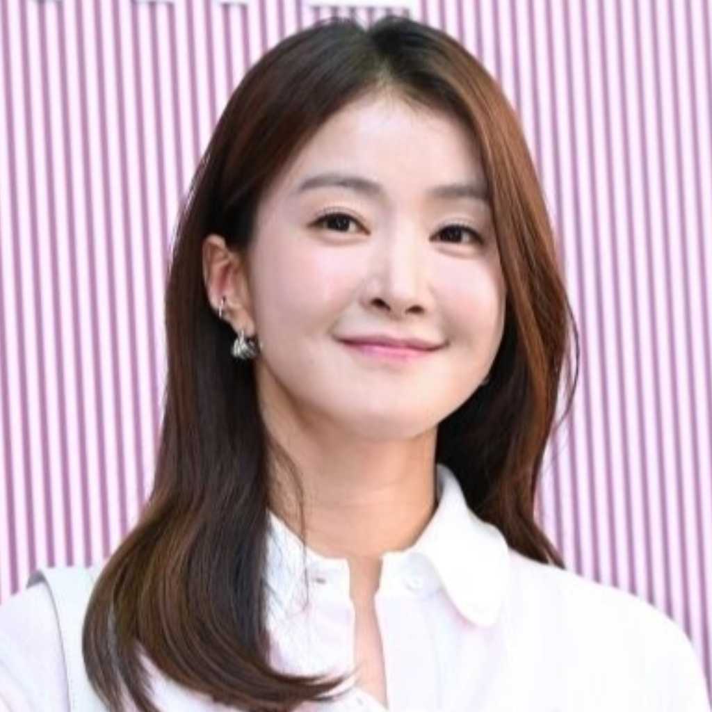 イ・シヨン、元夫の同意なしに体外受精で第2子妊娠…ネット上では賛否の声