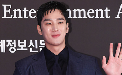 【PHOTO】アン・ボヒョン＆ホ・ソンテ＆イ・ジアら「第29回 大韓民国文化芸能大賞」に出席