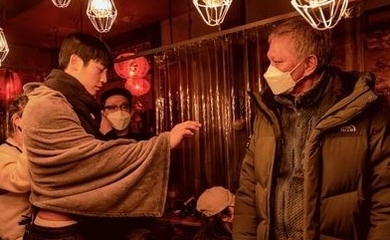 チョン・ヘインから三池崇史監督まで、Disney+オリジナルシリーズ「コネクト」ビハインドカットを公開