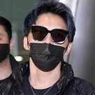 【PHOTO】ジェジュン、番組撮影を終えてフランスから帰国…サングラス姿で登場（動画あり）