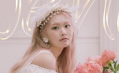 PURPLE KISS スアン、1stシングル「Twenty」日本でも配信決定!美しい歌声を披露