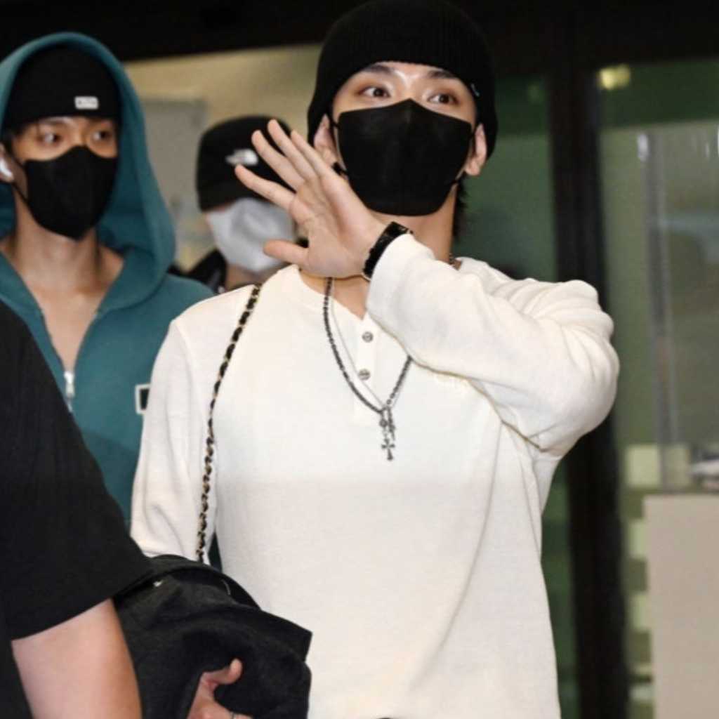 【PHOTO】SEVENTEEN、ワールドツアーを終えて香港から帰国(動画あり)