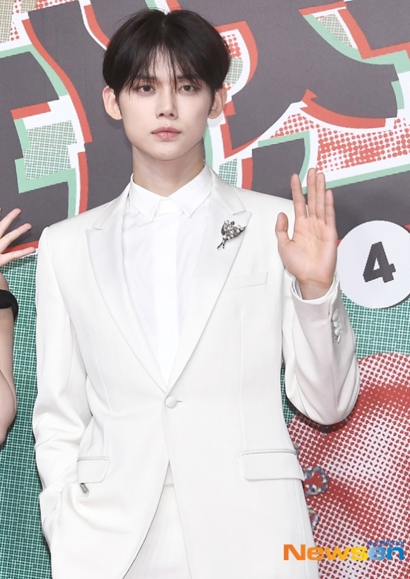TXT ヨンジュン 韓国限定 SBS 歌謡大典 サノク トレカ