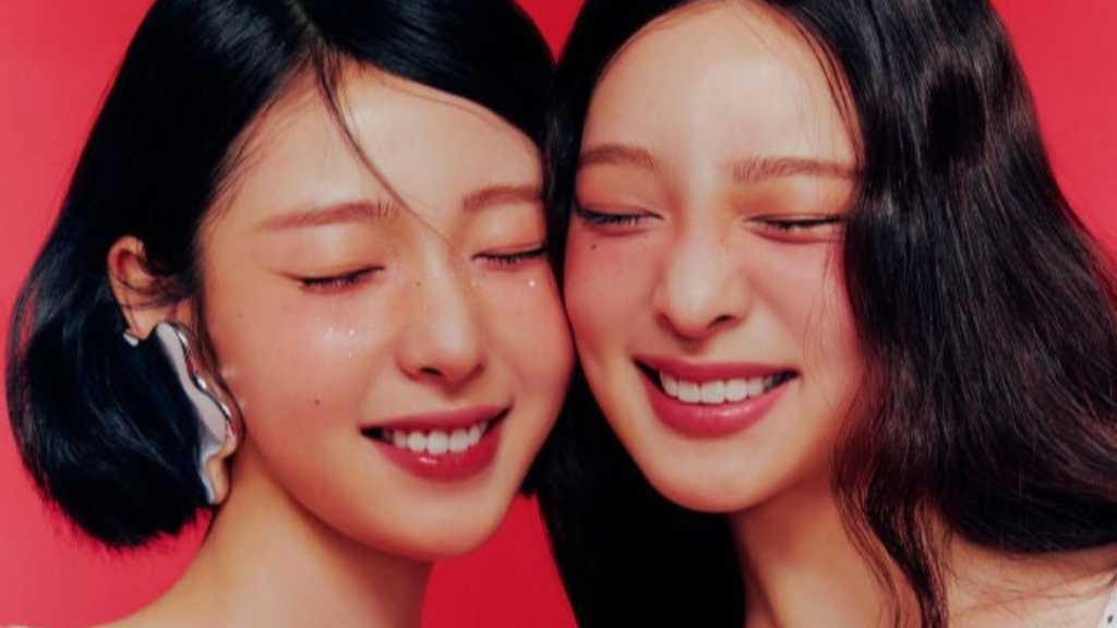 AtHeart ナヒョン&アリン、新たな一面を盛り込んだグラビア公開!人形のようなビジュアル