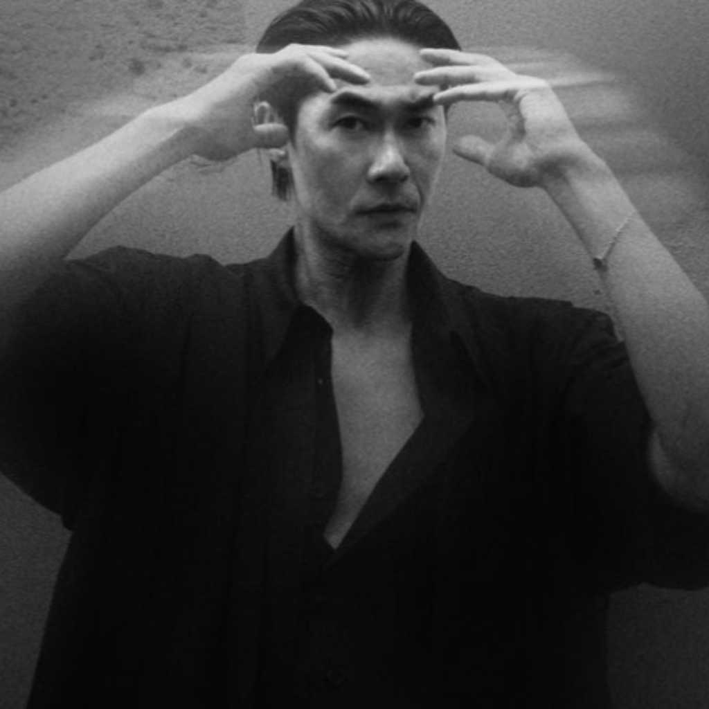 ペ・ジョンナム、ファッションブランド「SONGZIO」とコラボ…デザインにも参加