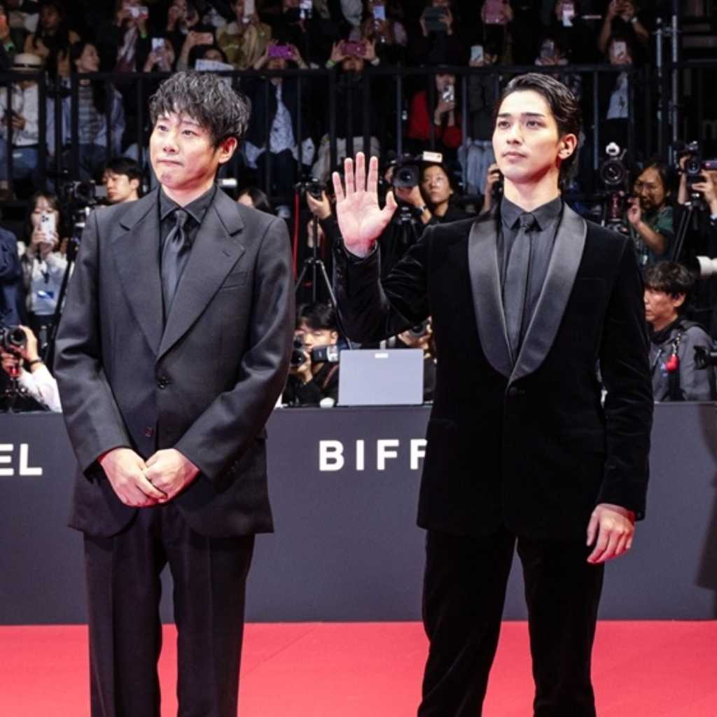 横浜流星が「釜山国際映画祭」レッドカーペットに初登場！会場からは大歓声