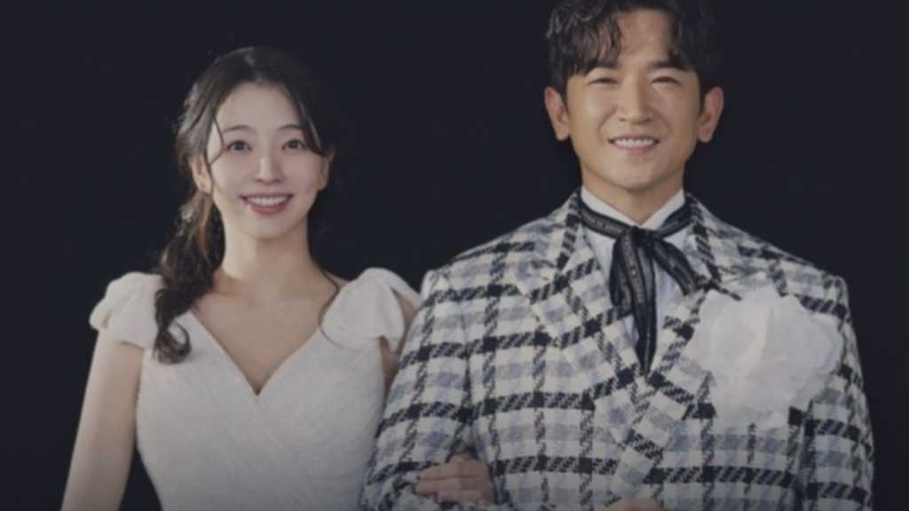 神話 ミヌ、結婚式の招待状を公開…日本出身の妻とのロマンティックな雰囲気に注目