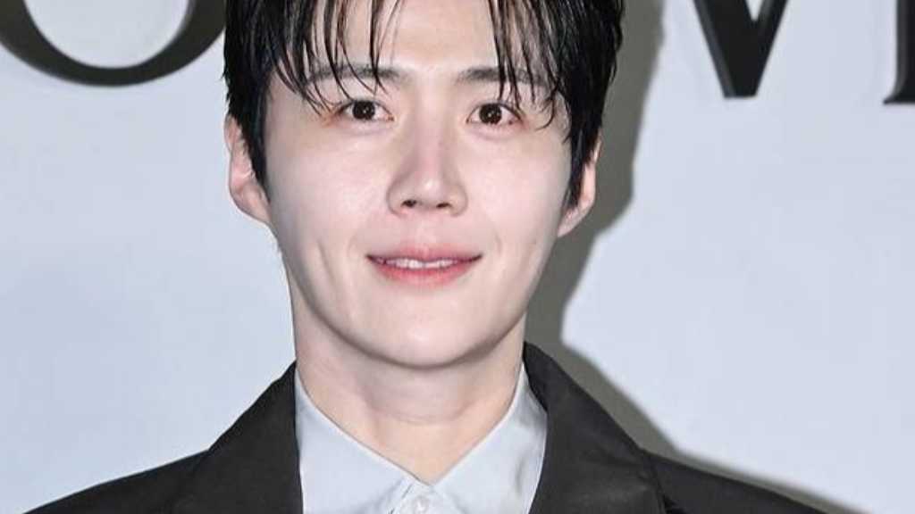 キム・ソンホ、日本でも!アジア6都市でファンミーティングツアーを開催決定