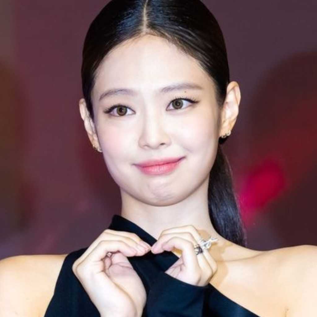 BLACKPINK ジェニー、日本で購入したお尻ケア用品が大ヒット…韓国の番組でも注目