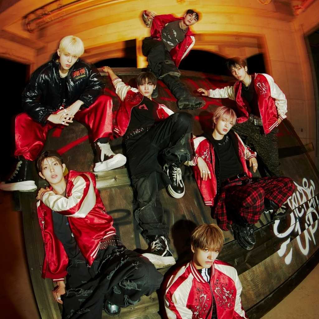 NEXZ、初のアリーナツアーが決定！東京・大阪の2都市で開催