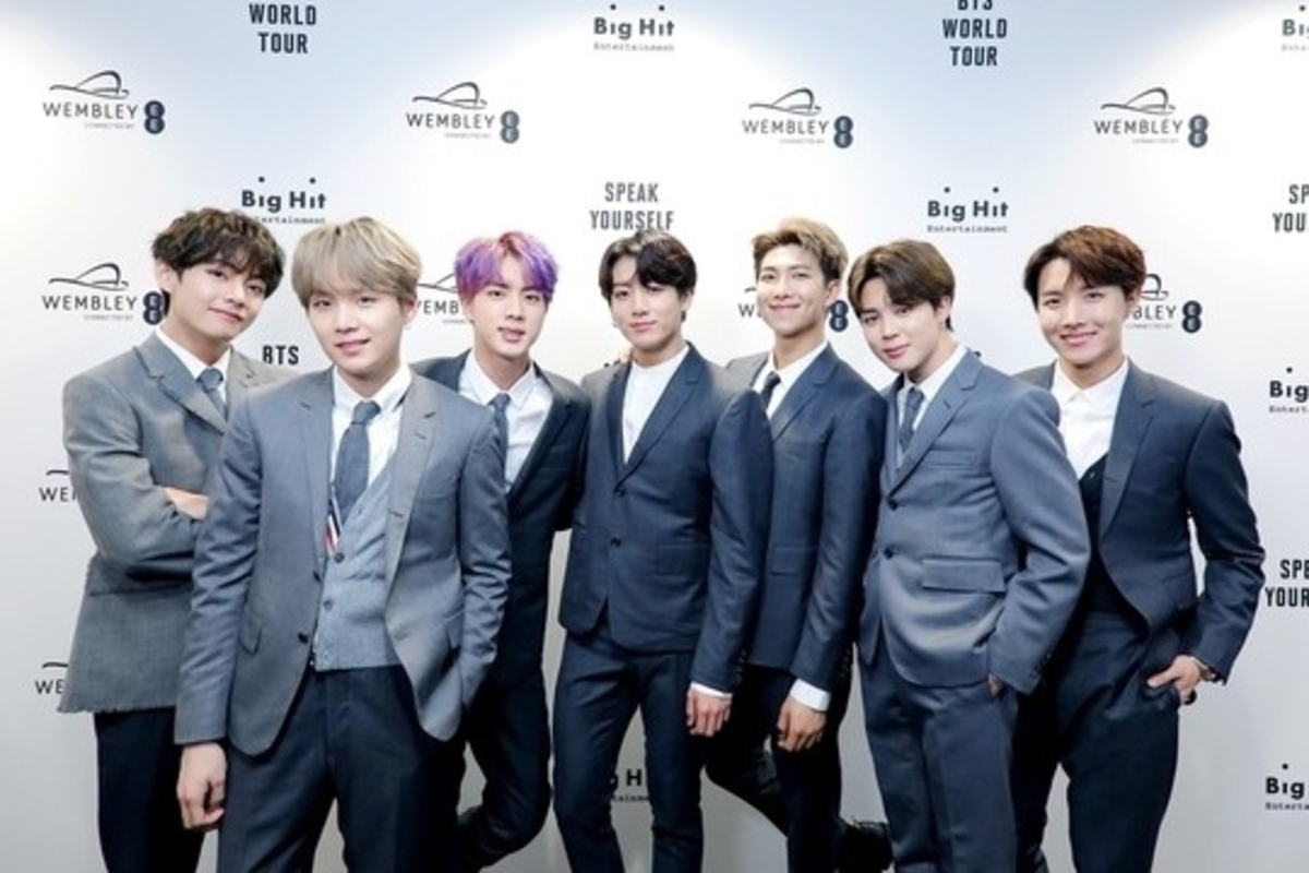 Bts 防弾少年団 メンバー6人が大学院生に 芸能活動と学業の両立が話題 Kstyle