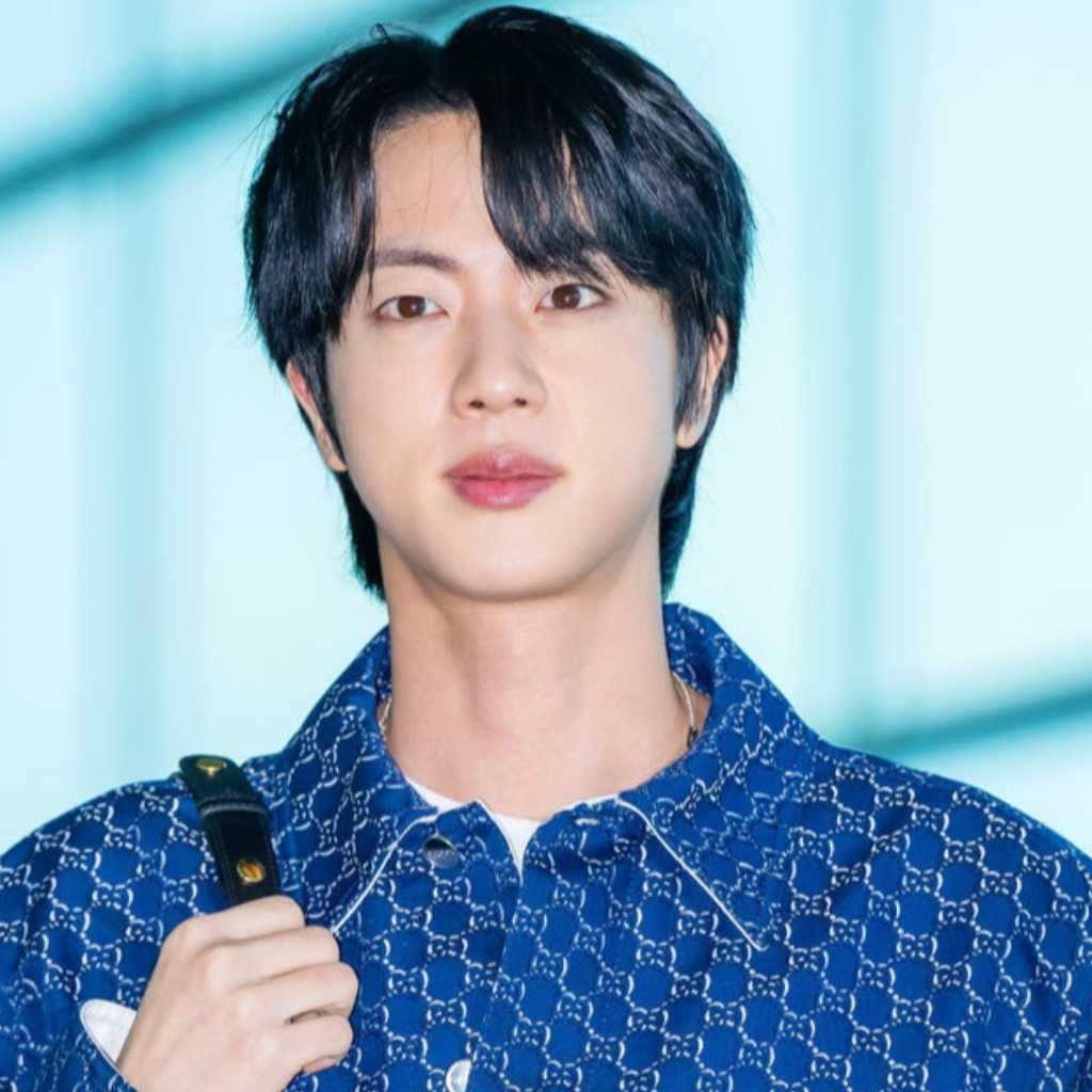 BTS ジン、愛らしい親子の姿が話題に!秋夕を迎えファンに挨拶