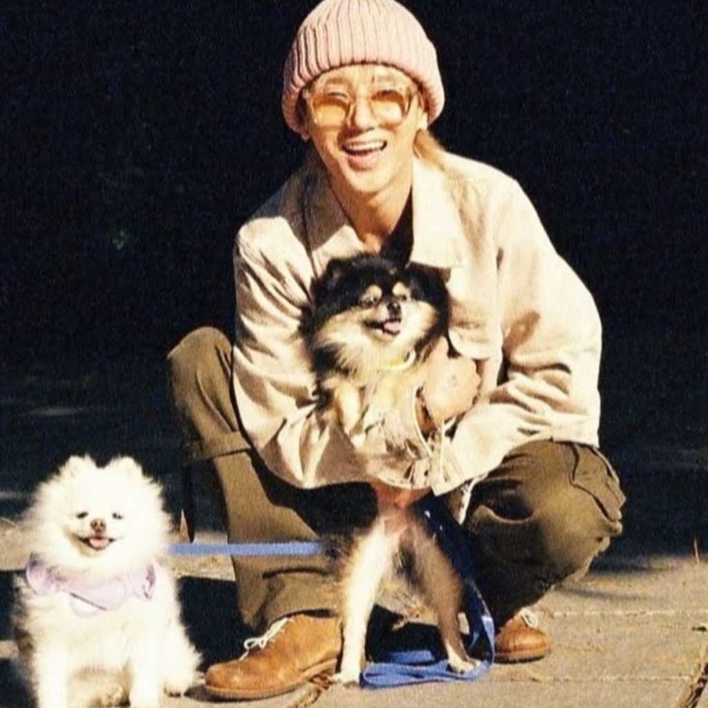 SUPER JUNIOR イェソン、愛犬メロとの別れを報告…思い出写真を公開「僕の世界に来てくれてありがとう」