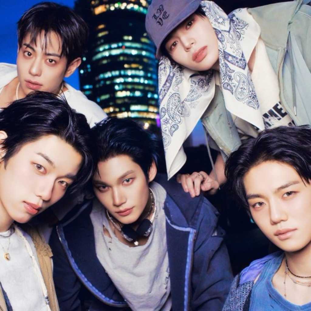 “5人体制でカムバック”EVNNE、1stシングル「Backtalk」コンセプトフォト&フィルムを公開