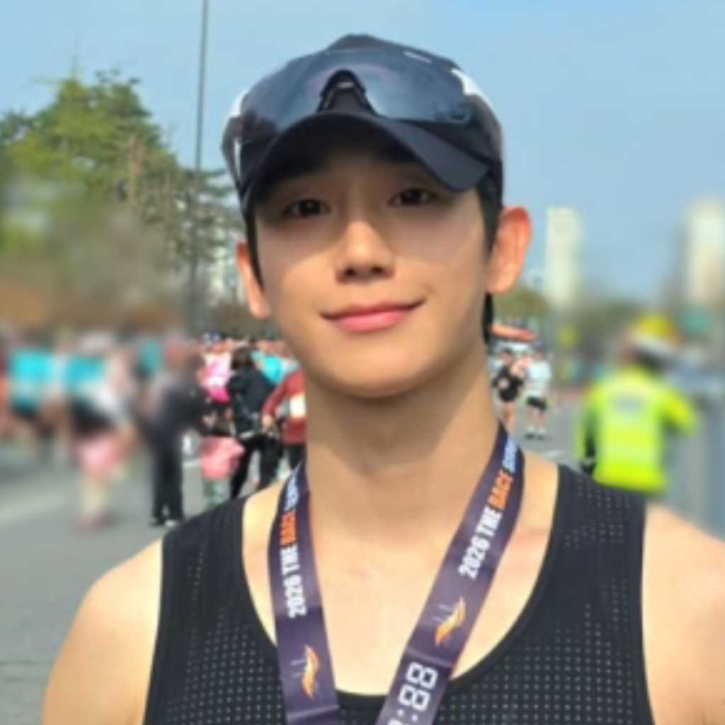 チョン・ヘイン、初のハーフマラソン完走を報告！爽やかな記念ショットも