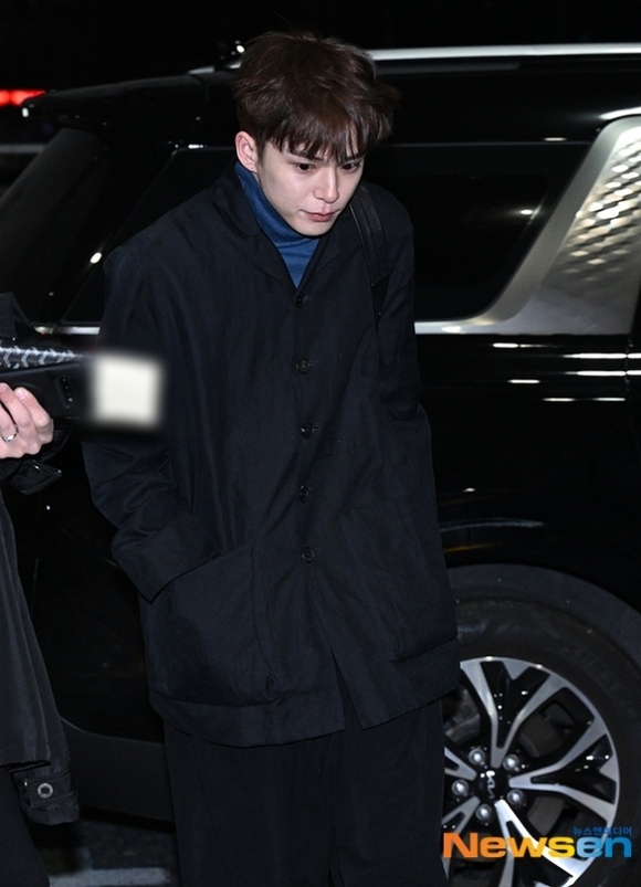 PHOTO】TREASURE アサヒ、スケジュールのため日本へ出国 - Kstyle