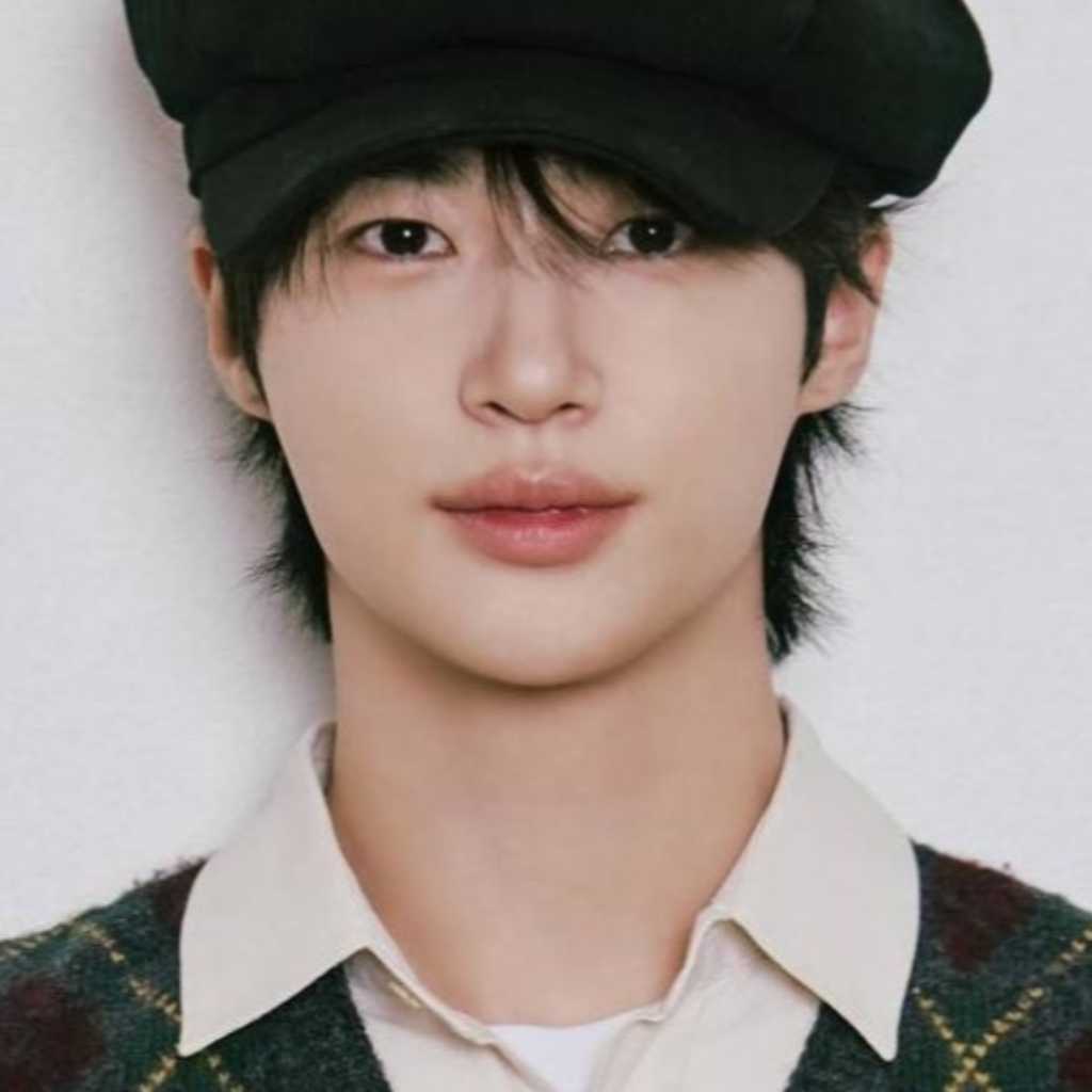 ビョン・ウソク、ファンへのサプライズも?誕生日を迎えイケメン配達員に変身(動画あり)