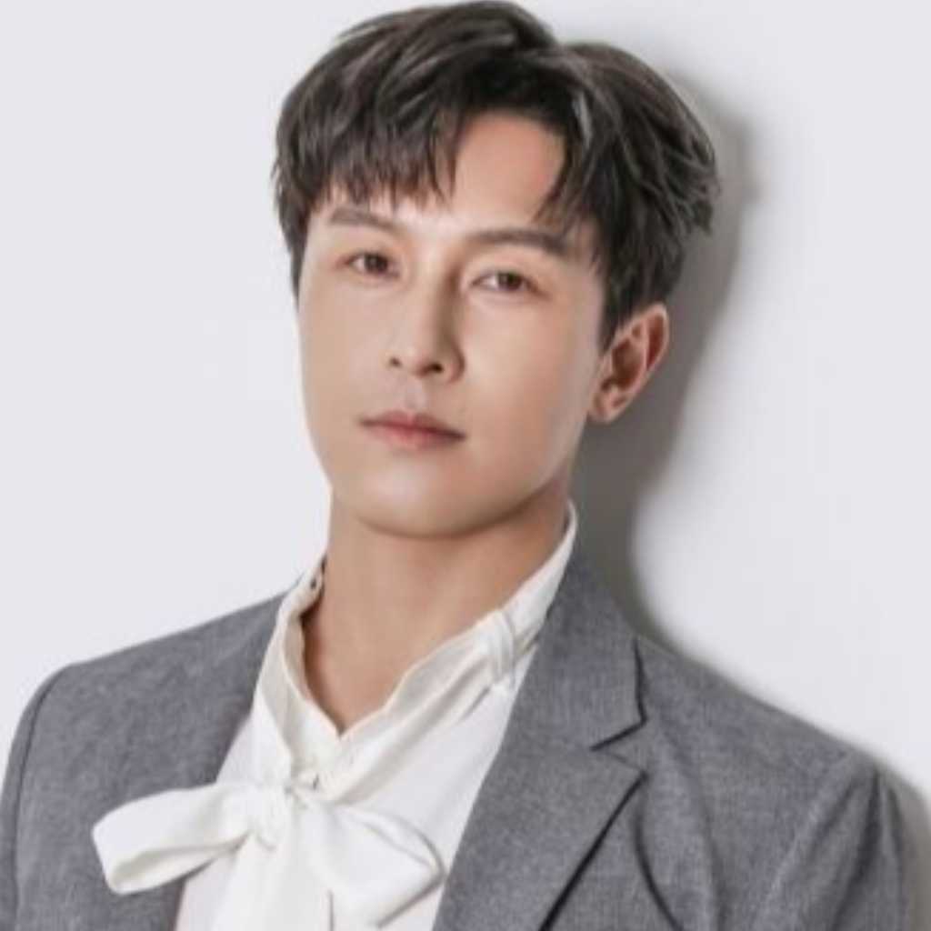 神話 ドンワン、元マネージャーの暴露騒動に謝罪「今後は責任を持って向き合う」