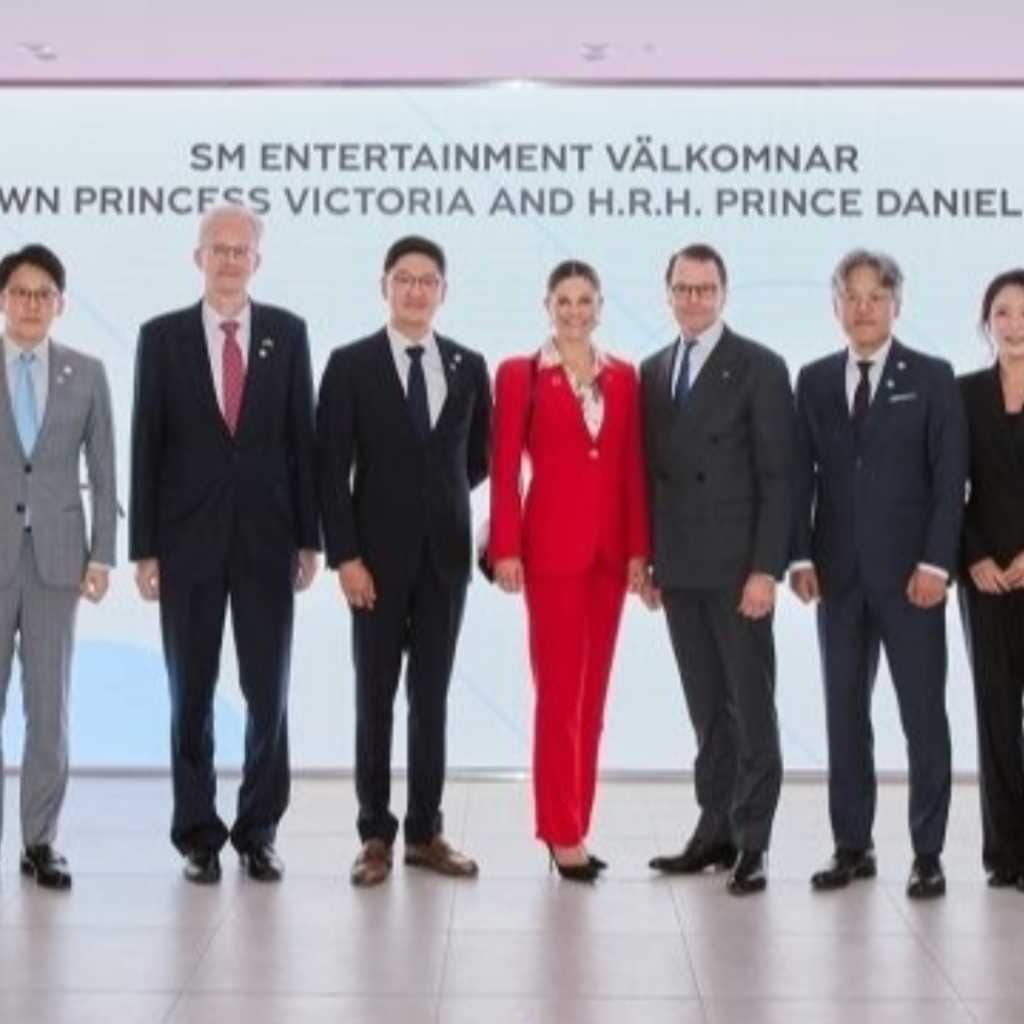 SMエンターテインメント、スウェーデンのビクトリア皇太子夫妻と歓談…Hearts2Heartsとの対面も