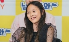 秋山成勲 娘サランちゃんへの心配事とは 新番組 お父さんついてきて で親子共演 韓国語をだいぶ忘れた Kstyle