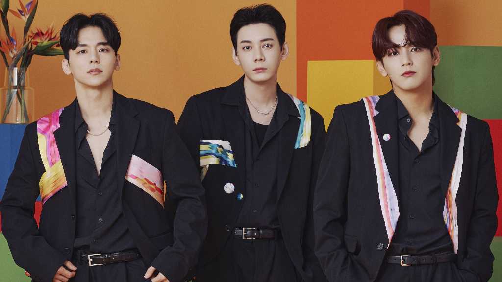 MYNAME、日本ミニアルバム「VIVID」アーティスト＆ジャケット写真を公開