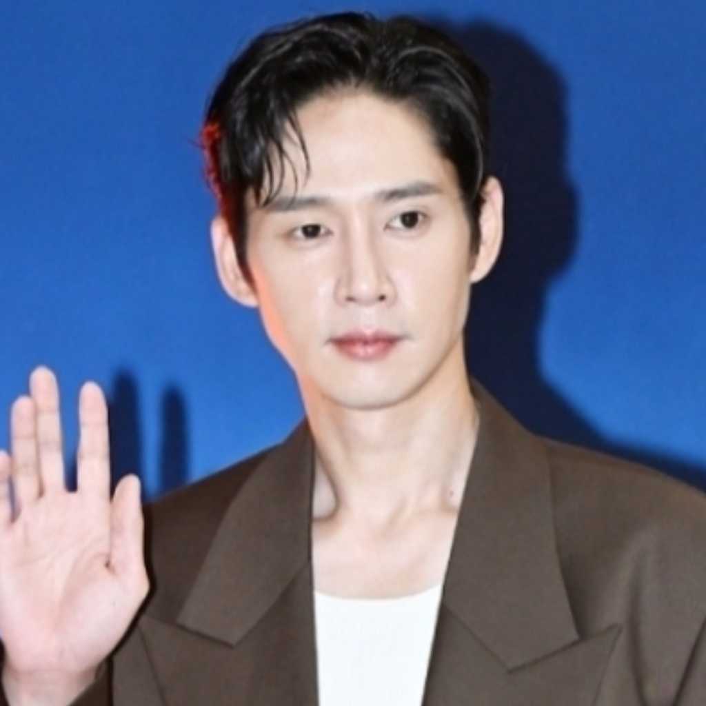 パク・ソンフン、新ドラマ「未婚男女の効率的な出会い」で復帰へ…ハン・ジミンらと共演