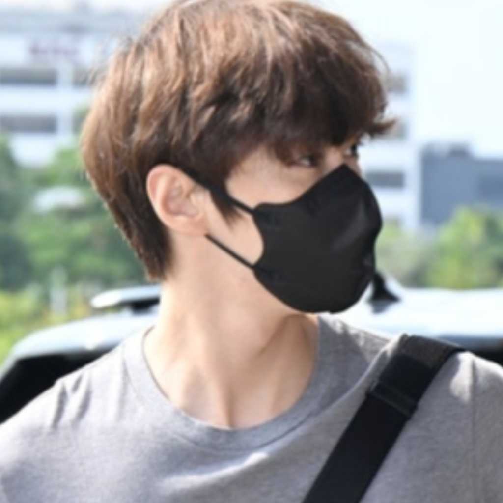 【PHOTO】NCT ドヨン、海外スケジュールのため中国へ出国