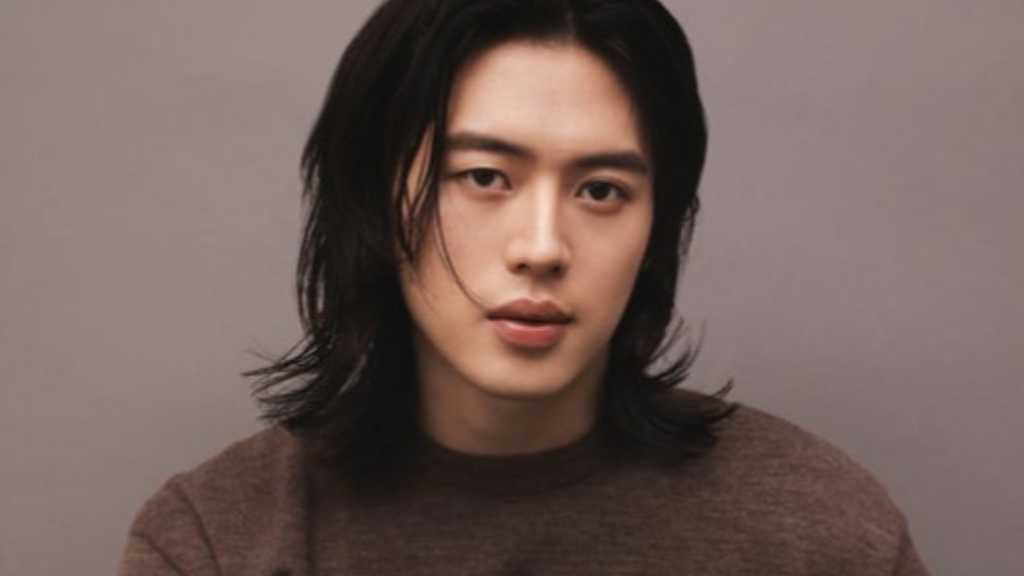 「暴君のシェフ」イ・ジュアン“少女時代 ユナ先輩の前でダンス…勇気を出した”