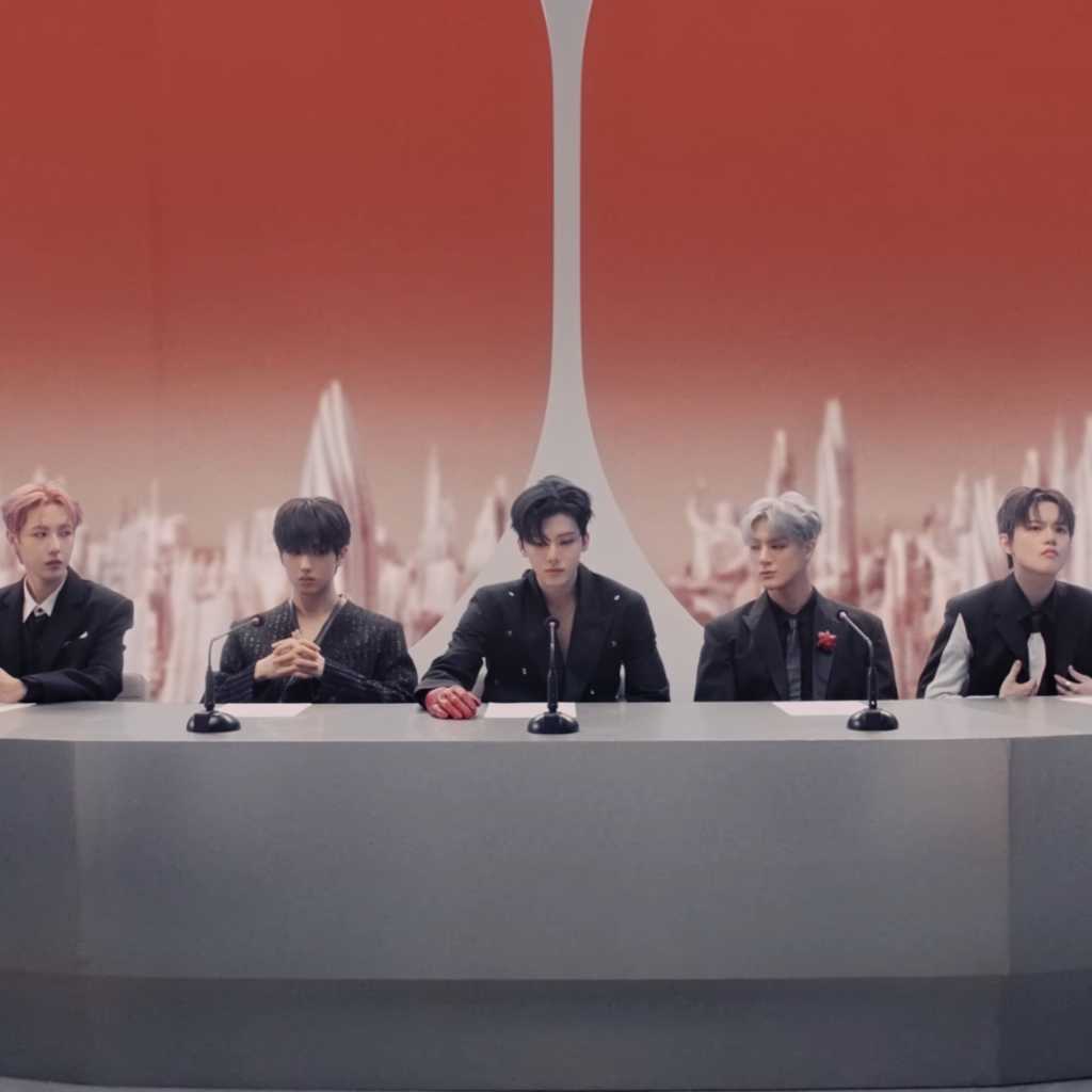 NCT DREAM、タイトル曲「BTTF」MV公開…タイムスリップをコンセプトにした演出に注目