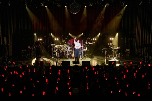 ジュネ、日本公演が大盛況！ソロ曲からiKONの曲まで…魅力的なステージ