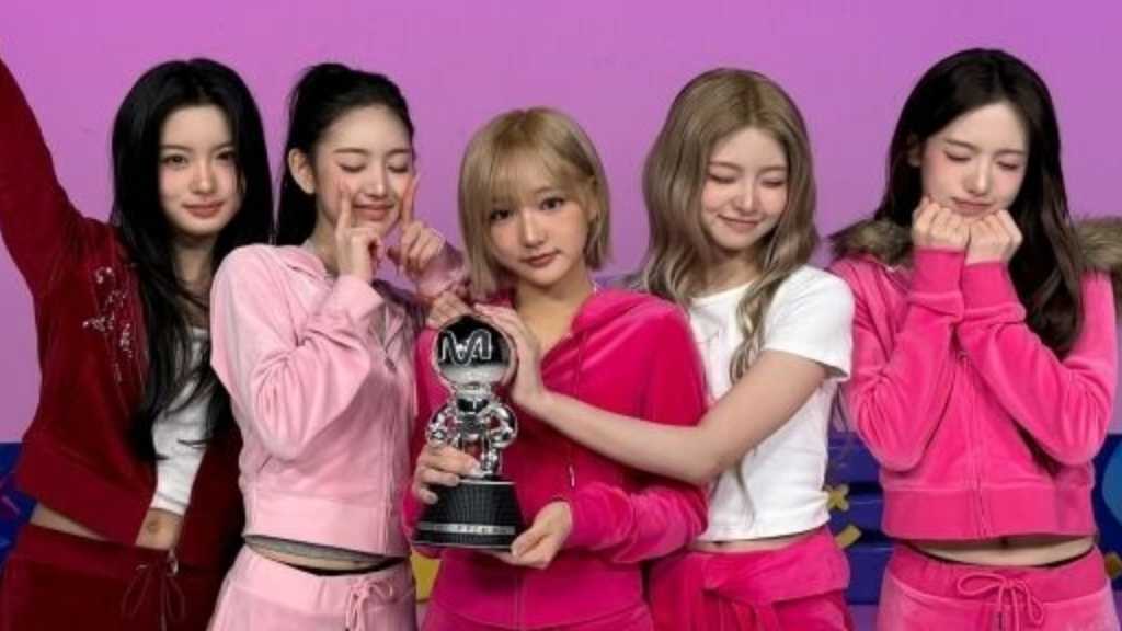 KiiiKiii「M COUNTDOWN」で初の1位を獲得!音楽番組3冠に歓喜“ファンにとって誇らしくありたい”