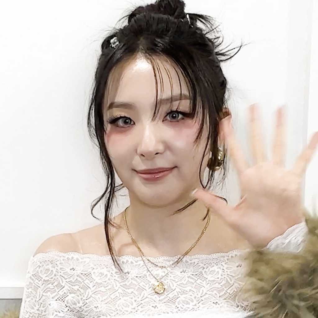 Red Velvet スルギから動画メッセージが到着！今回作詞にも挑戦「ギャップのある姿を楽しんで」