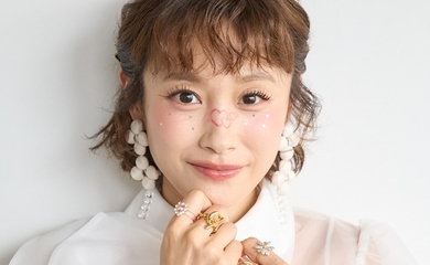 高橋愛が韓国メイクで大変身！現役アイドルも担当するヘアメイク「RIZZ」の魅力をたっぷりお届け