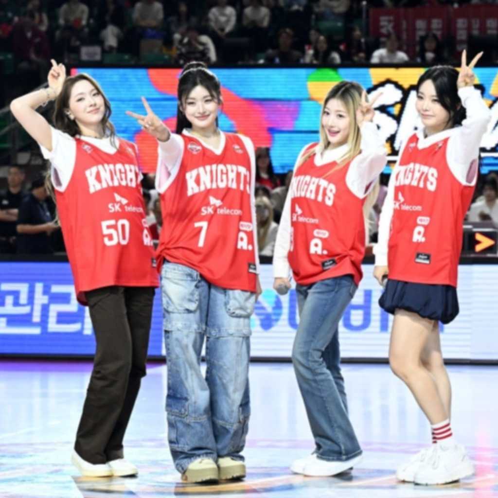 【PHOTO】FIFTY FIFTY、バスケットボールのハーフタイムショーに出演！試合も観戦し全力で応援