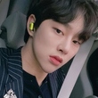 JBJ出身クォン・ヒョンビン、イケメンオーラ溢れる近況ショットを公開…クールな眼差しに胸キュン