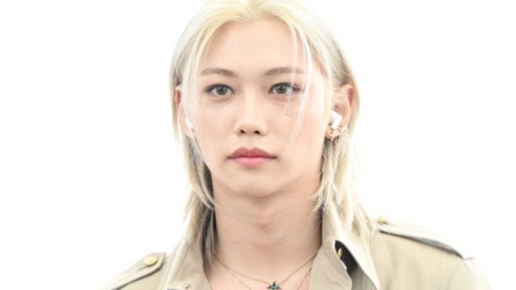 Stray Kids フィリックス、腰の治療を継続中…JYPが公演についてコメント「一部変更の可能性も」