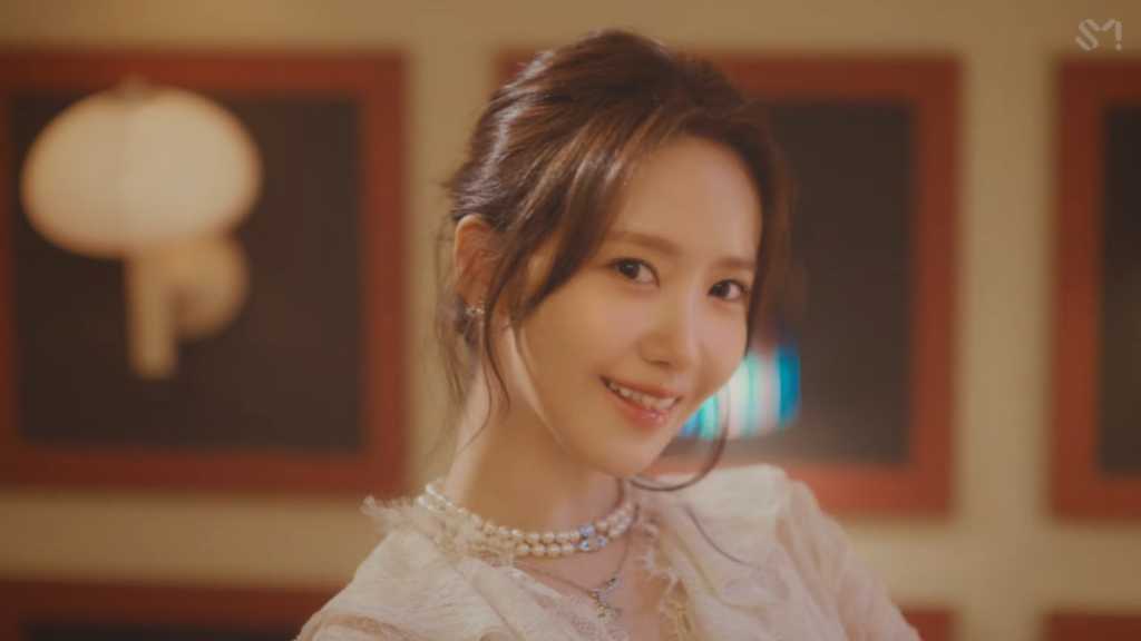 少女時代 ユナ、新曲「Wish to Wish」MV公開！年末にぴったりな世界観に注目