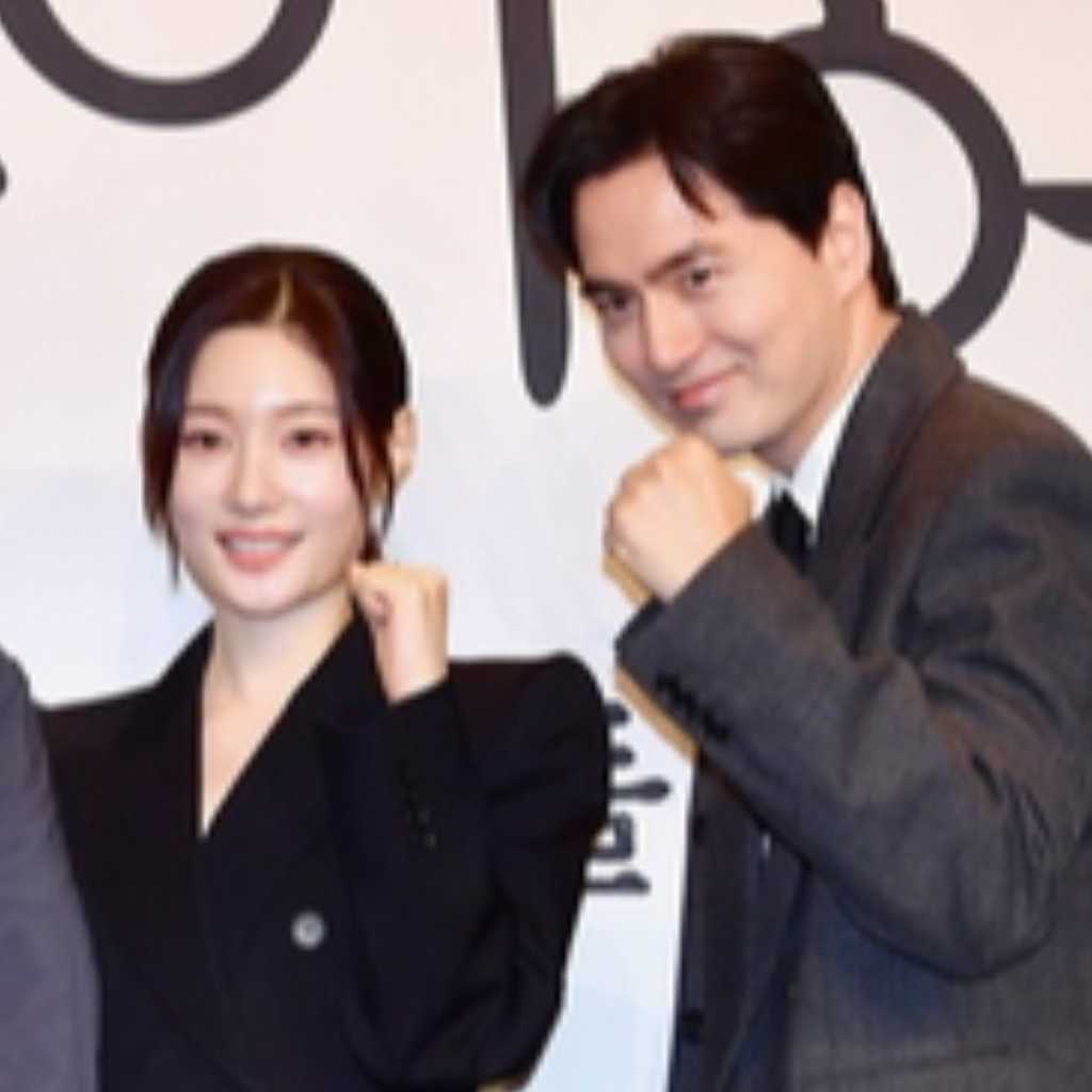 【PHOTO】イ・ジヌク＆元DIA チェヨンら、新ドラマ「エスクァイア」制作発表会に出席
