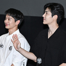 【PHOTO】キム・ソンホ＆カン・テジュ＆Araら、映画「貴公子」舞台挨拶に出席