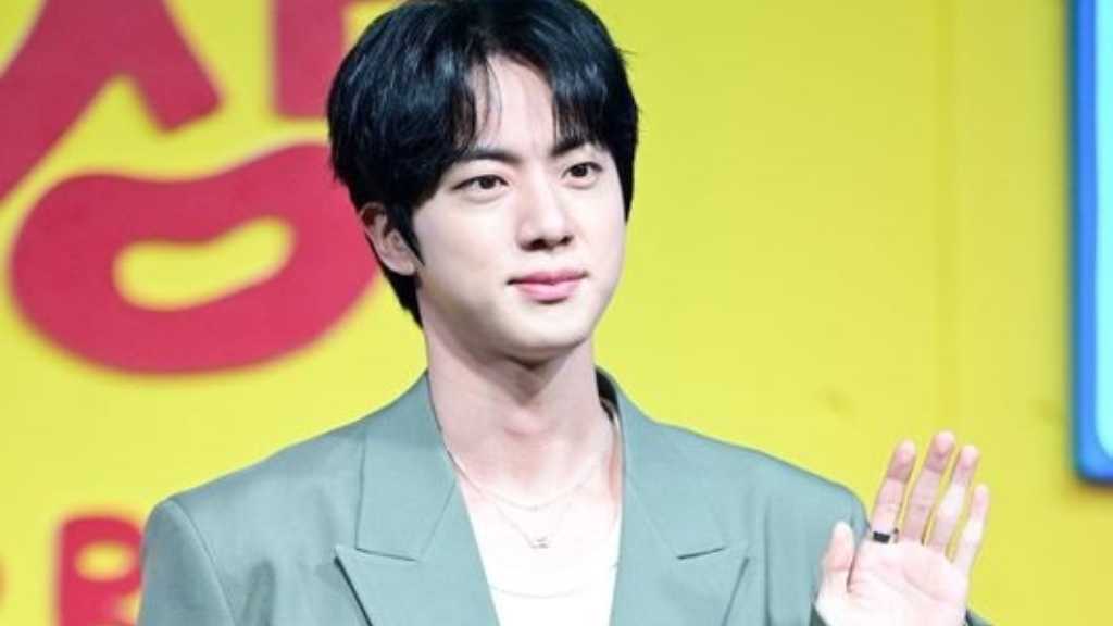 BTS ジンにキスした日本人女性、捜査で「犯罪になるとは思わなかった」と供述