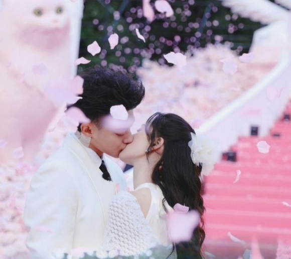 元EXO タオ、結婚へ！公開プロポーズで熱いキスも…SM出身夫婦の誕生か