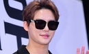 JYJ ジュンス、爽やかな微笑みに胸キュン…映画「大俳優」VIP試写会に出席(動画あり)