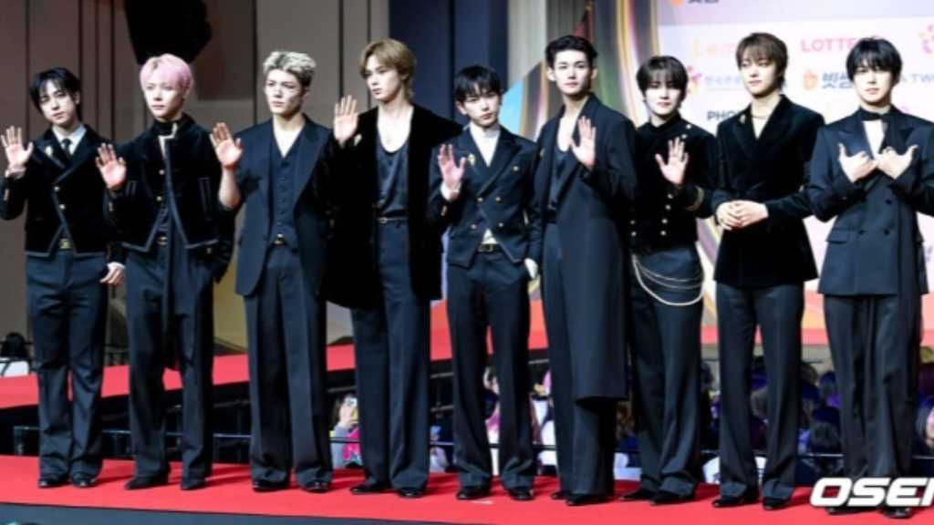 【PHOTO】＆TEAM「2025 SBS歌謡大典」レッドカーペットに登場