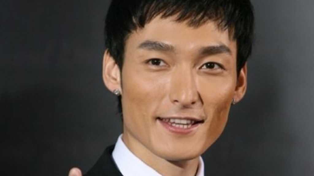 草なぎ剛、第1子誕生を報告！韓国メディアも続々と報道